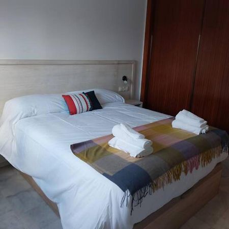 Ijd Apartaments 6 Parking Gratis Y Piscina Bormujos Buitenkant foto